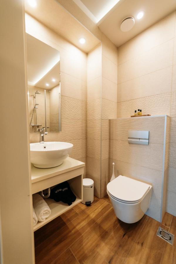 Labashaz Debrecen Bed and Breakfast Exteriör bild